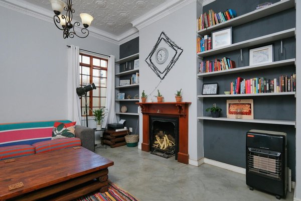 Comment intégrer un aquarium d'eau de mer dans un mur porteur?