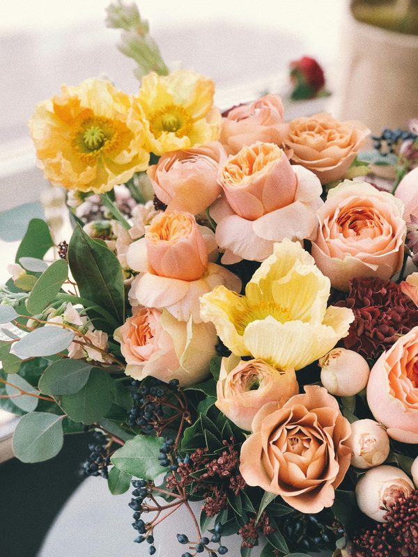 Des bouquets de fleurs d'anniversaire pour chaque budget